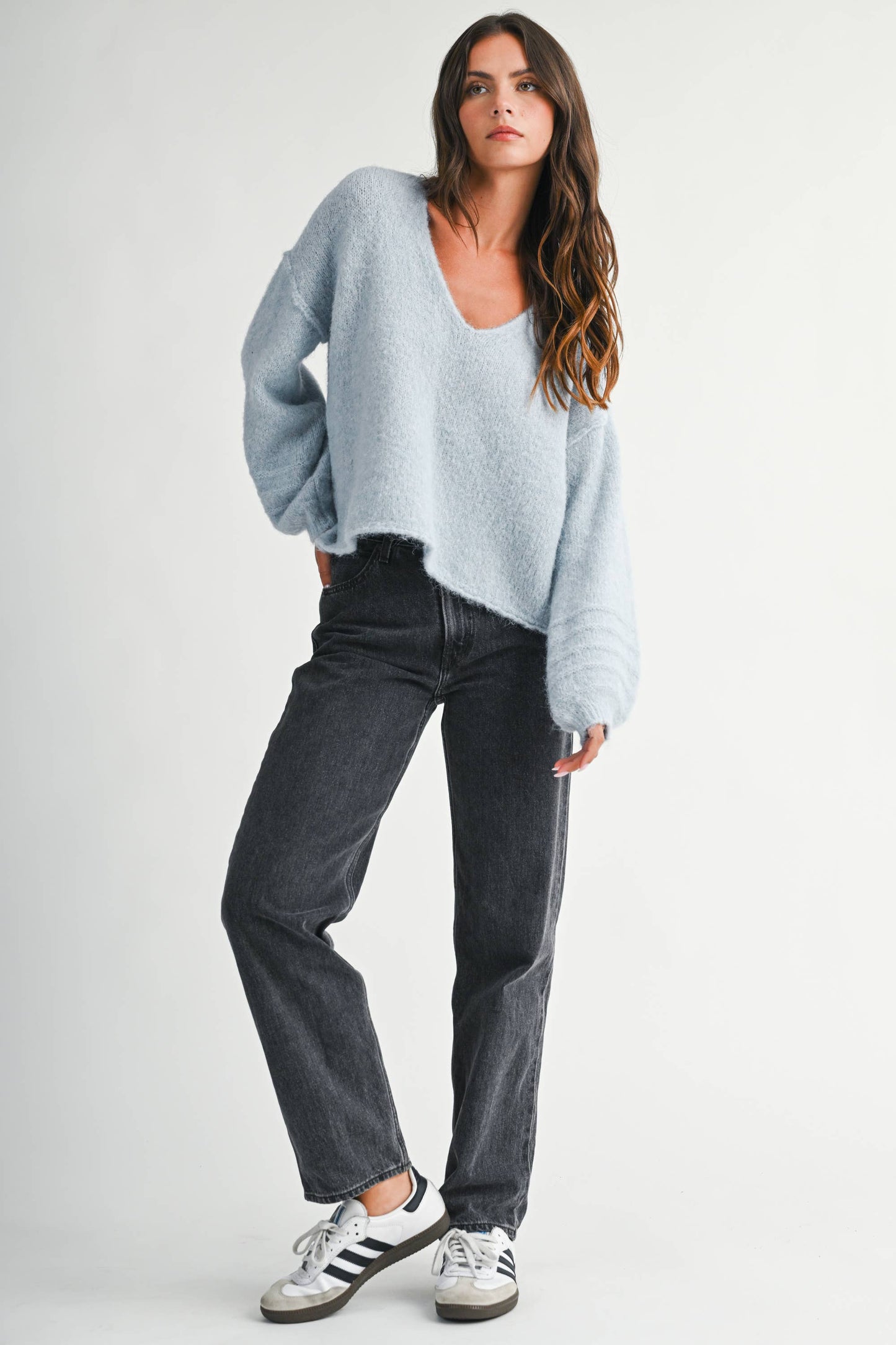 Ollie v-neck sweater