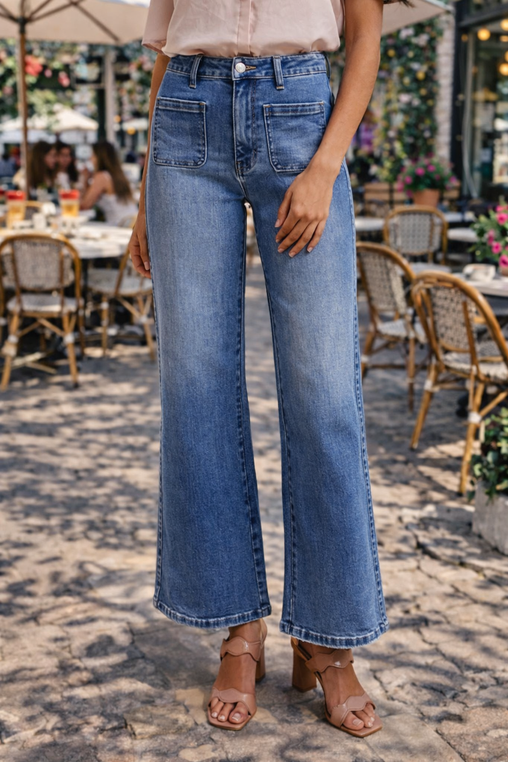 Medium wash pocket denim