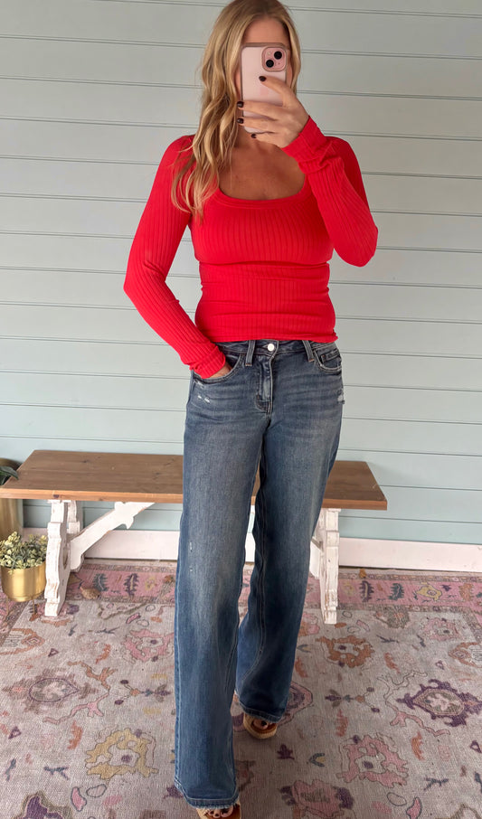 Ribbed stretchy red top