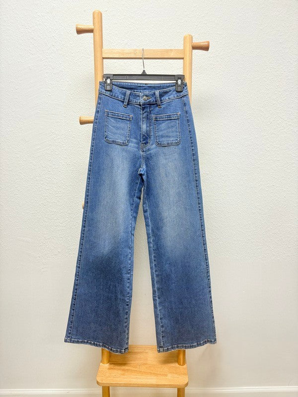 Medium wash pocket denim